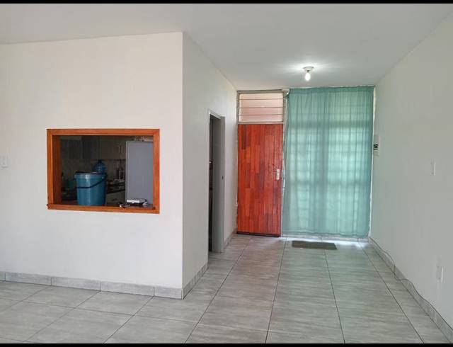 2 BEDROOM APARTMENT FOR SALE IN SUNNYSIDE